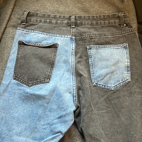 MENS 32-30 jeans - Picture 2 of 2
